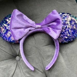 WDW Disney Parks 50th Anniversary Amethyst Minnie Ears